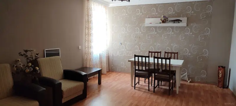 Satılır 4 otaqlı həyət evi 170 m²