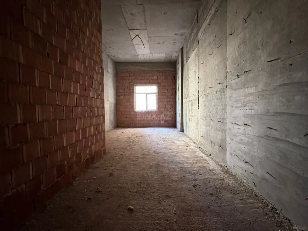 Satılır 3 otaqlı mənzil 125 m²