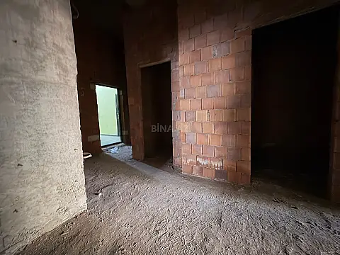 Satılır 3 otaqlı mənzil 125 m²