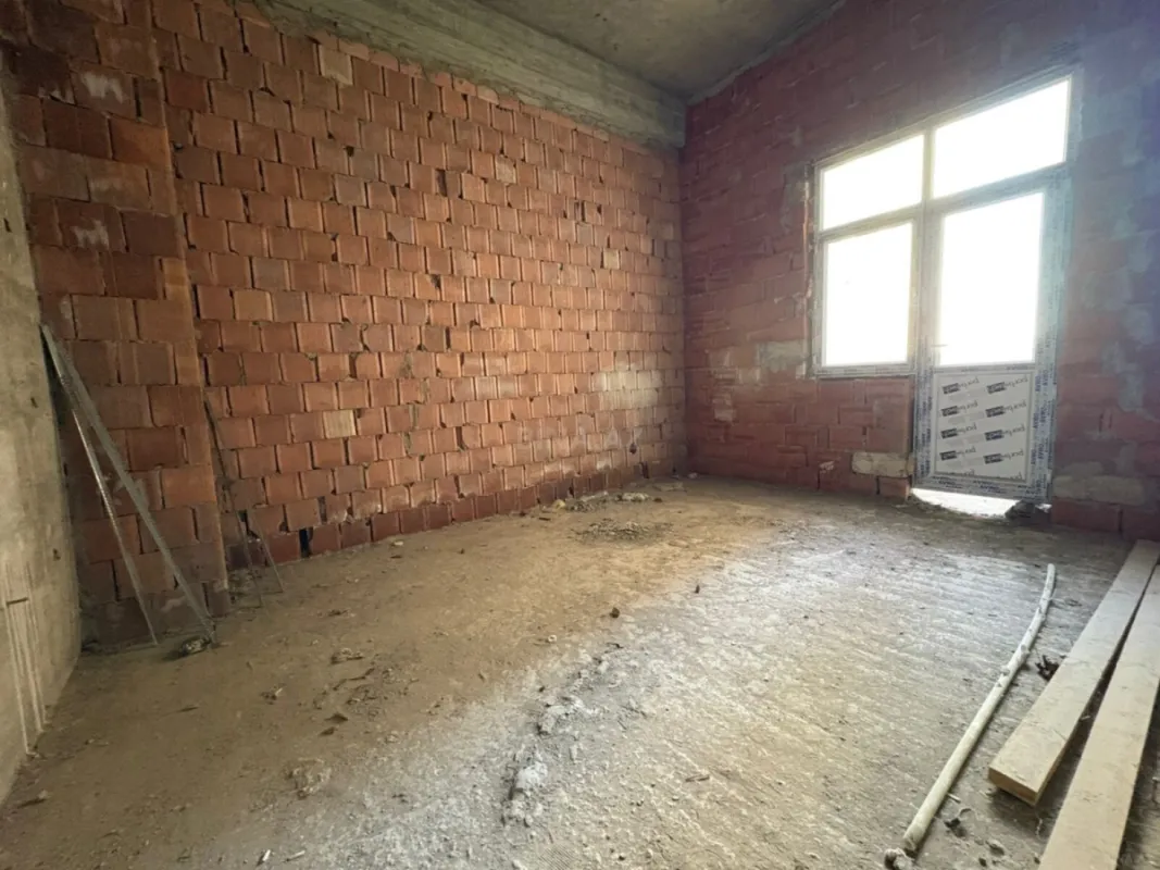 Satılır 3 otaqlı mənzil 125 m²