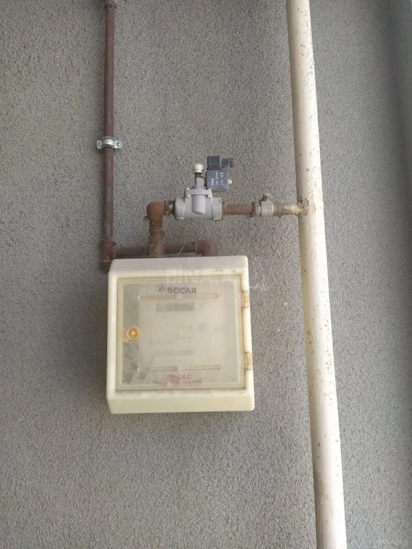 Satılır 3 otaqlı mənzil 109 m²