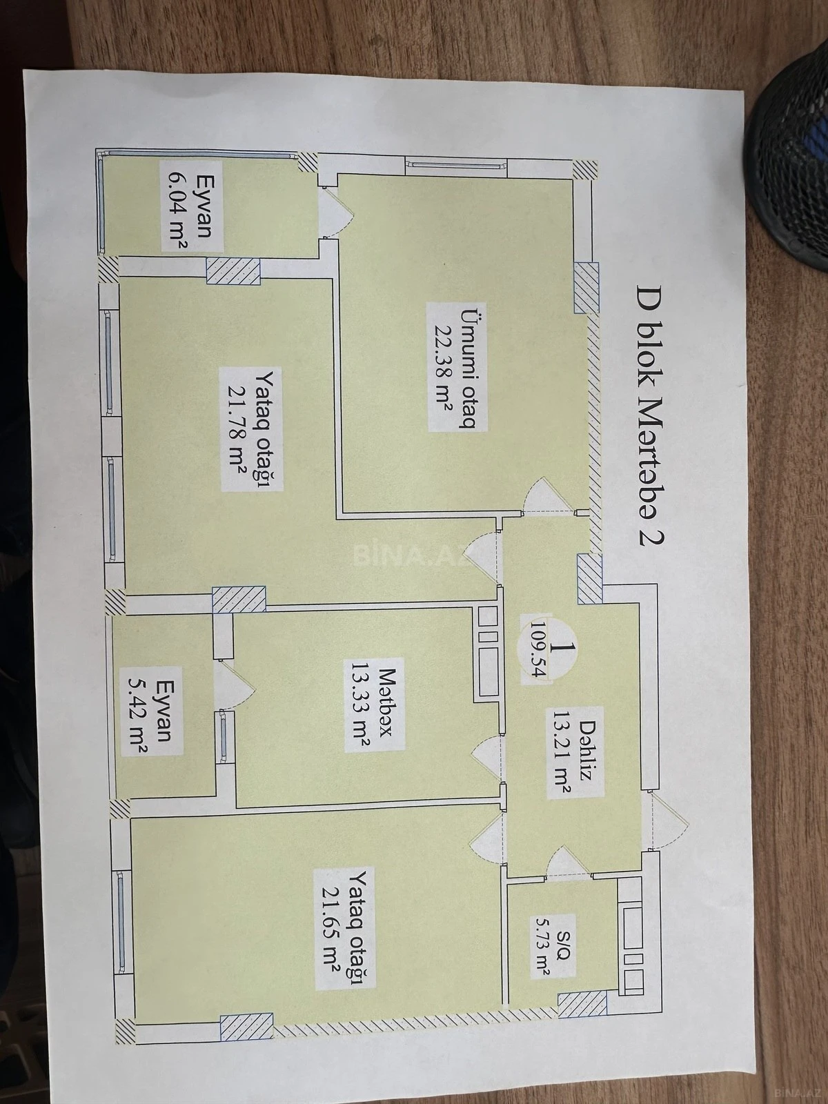 Satılır 3 otaqlı mənzil 109 m²