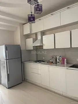 Kirayə verilir 2 otaqlı mənzil 70 m²