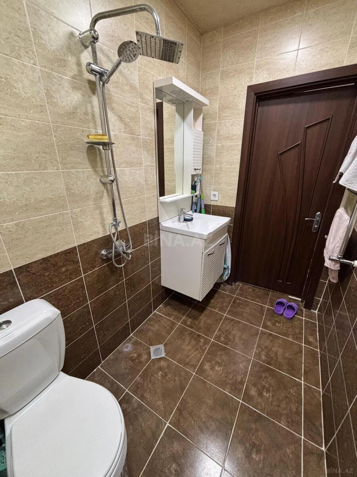 Satılır 1 otaqlı mənzil 42 m²