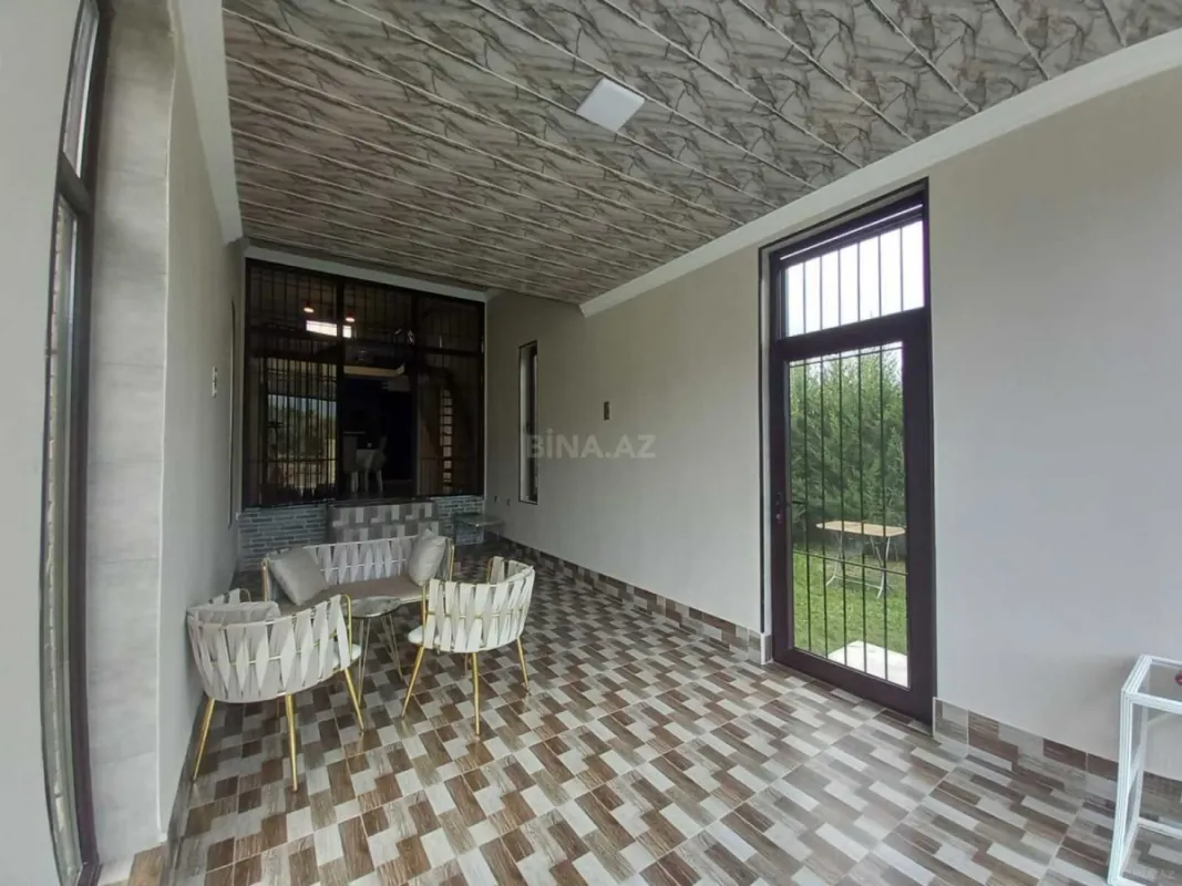 Satılır 2 otaqlı həyət evi 90 m²
