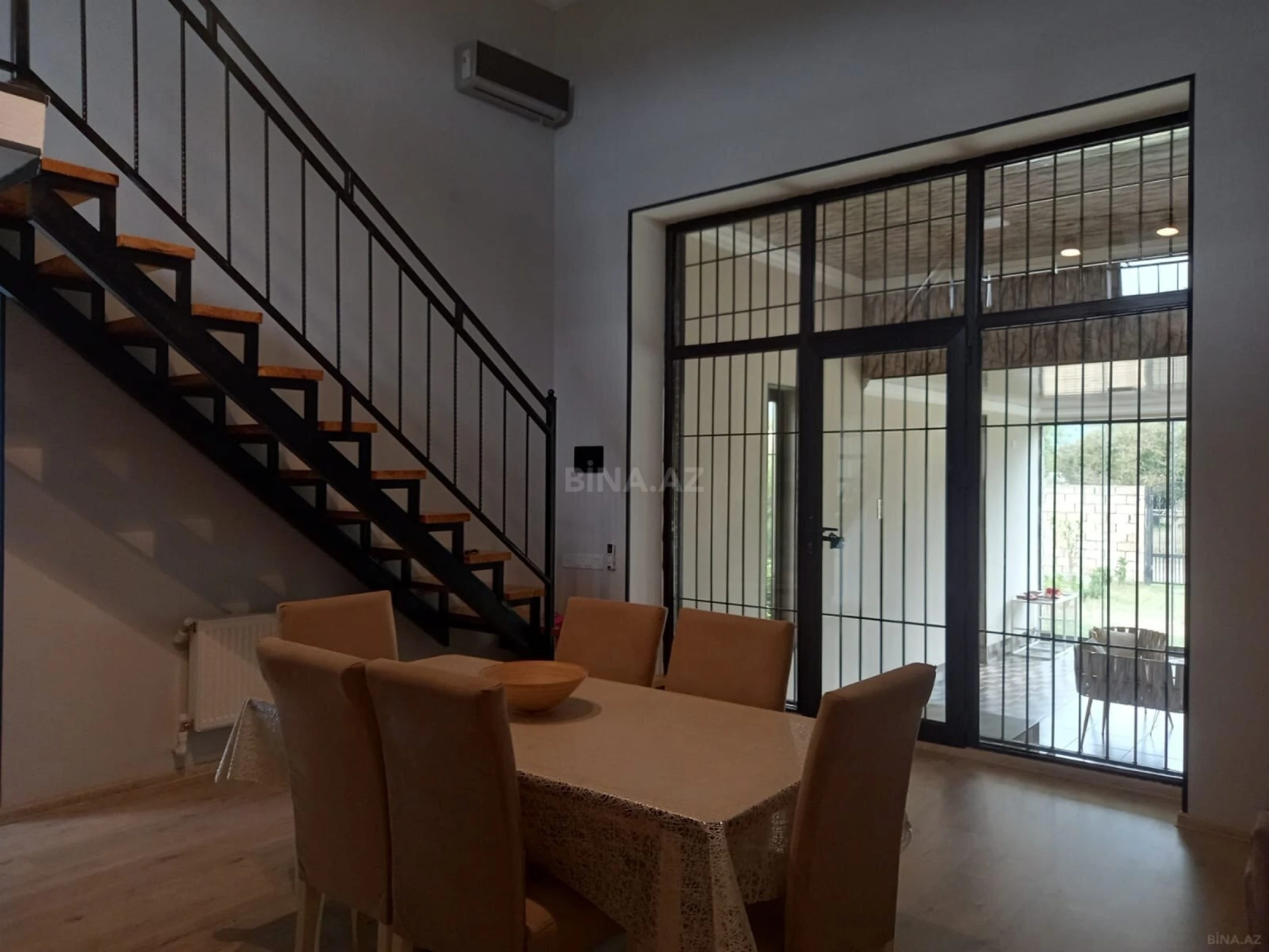 Satılır 2 otaqlı həyət evi 90 m²