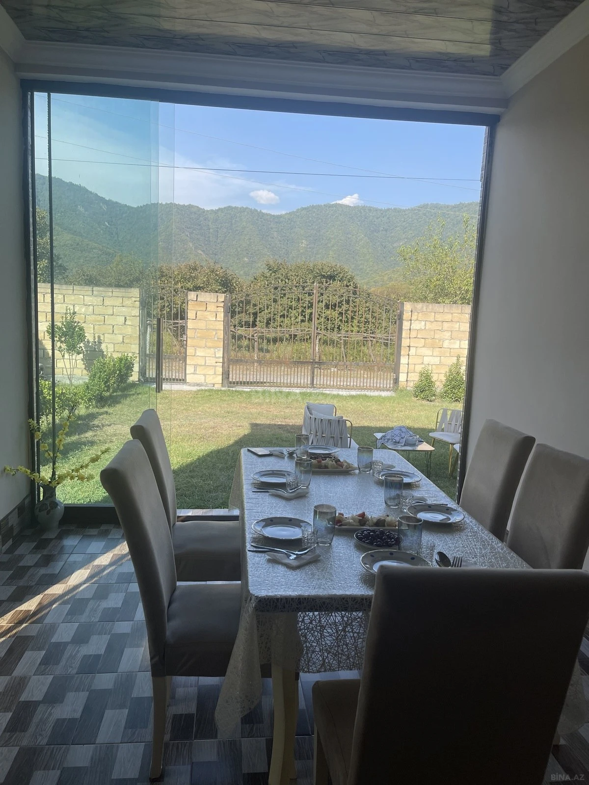 Satılır 2 otaqlı həyət evi 90 m²