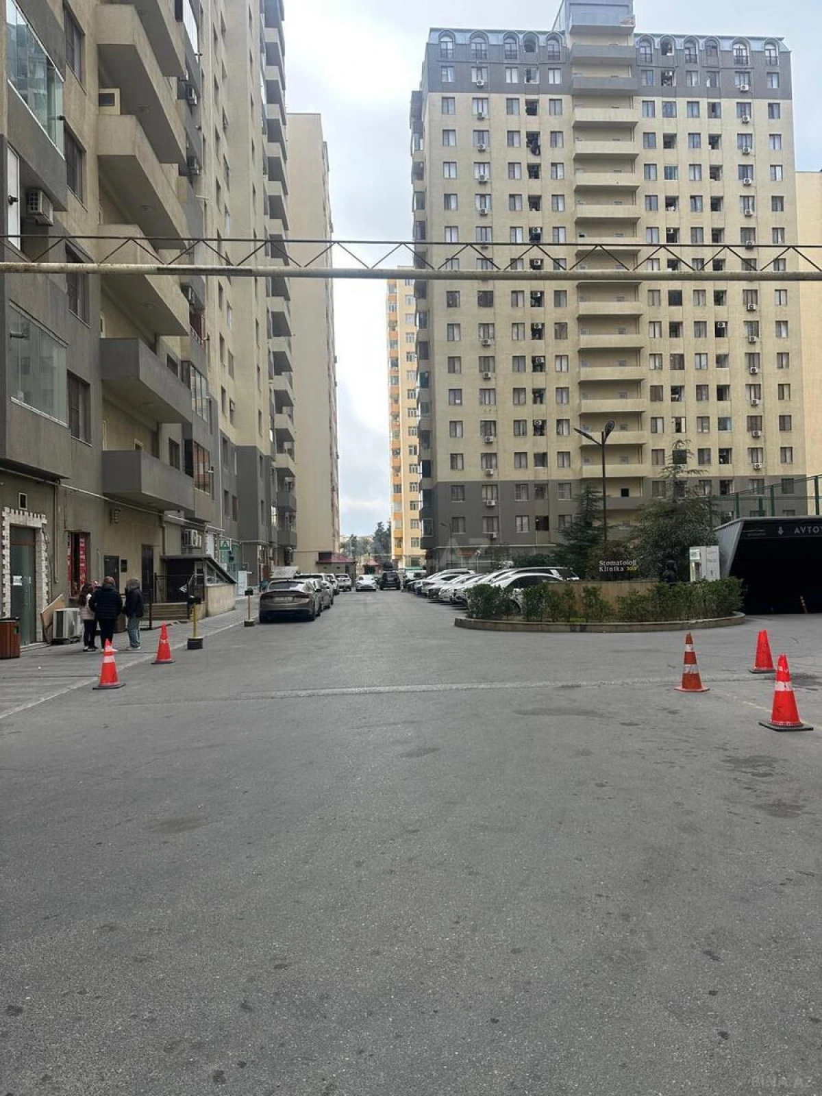 Kirayə verilir 2 otaqlı mənzil 61 m²