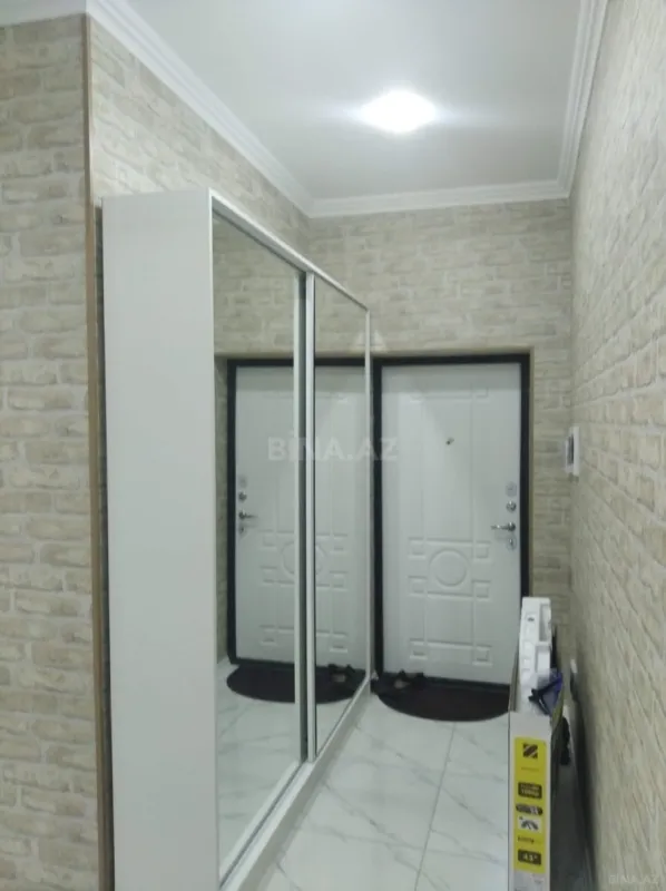 Kirayə verilir 2 otaqlı mənzil 85 m²