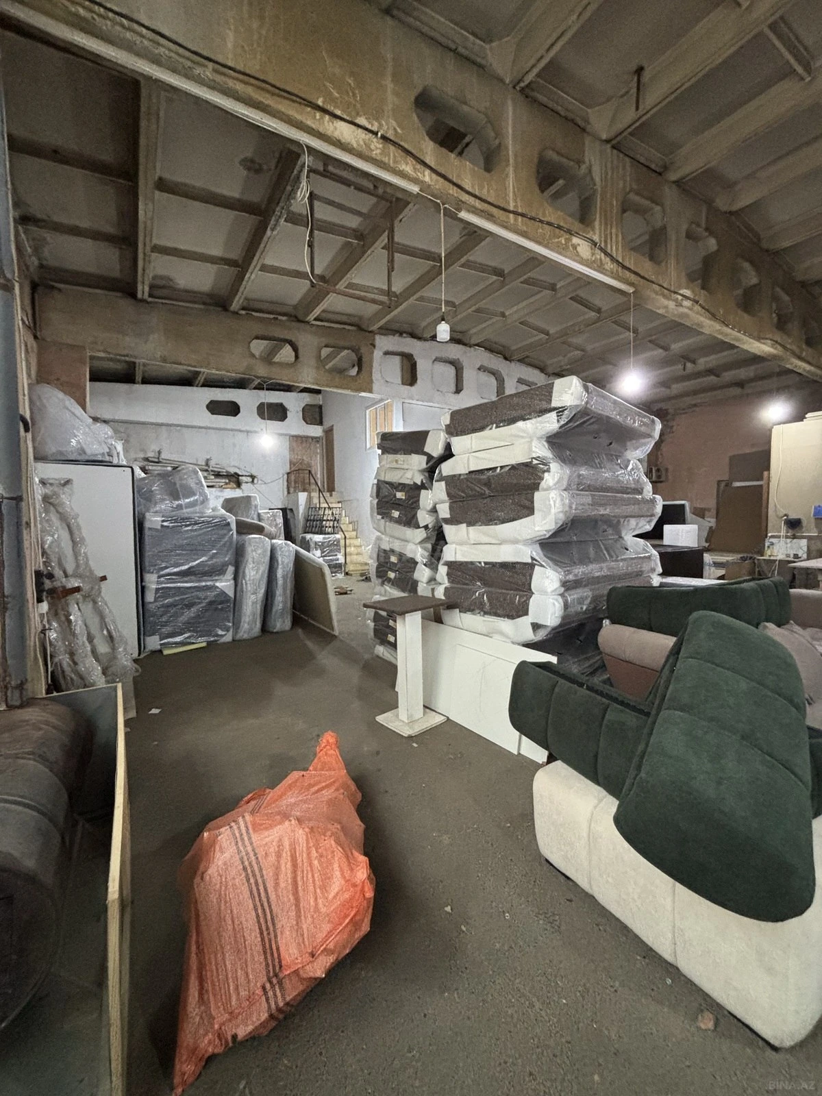 Kirayə verilir obyekt 800 m²