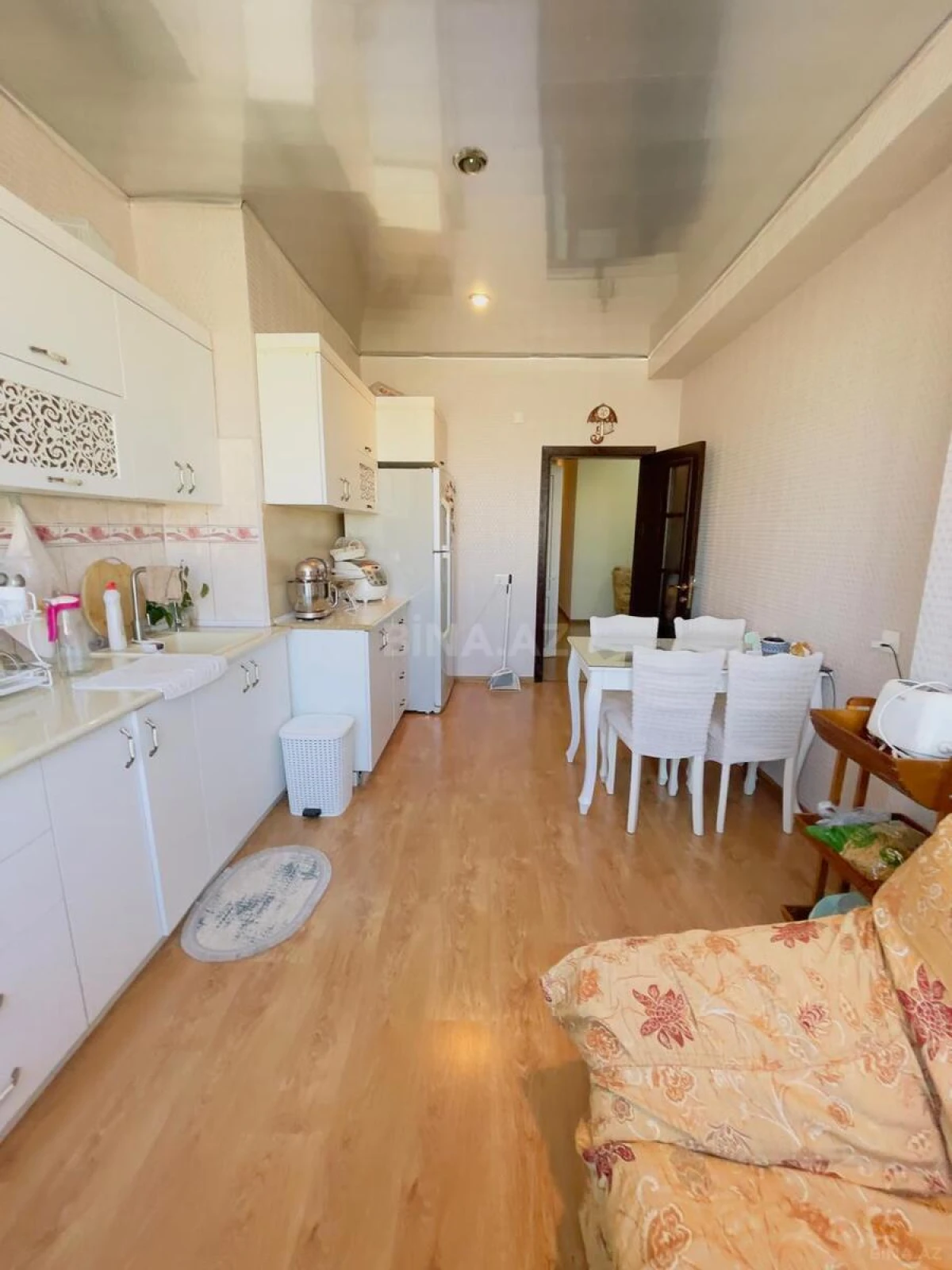 Satılır 2 otaqlı mənzil 90 m²