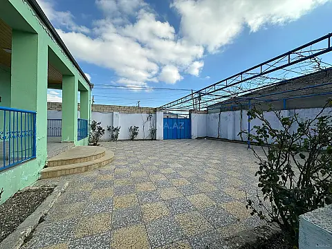 Satılır 3 otaqlı həyət evi 100 m²