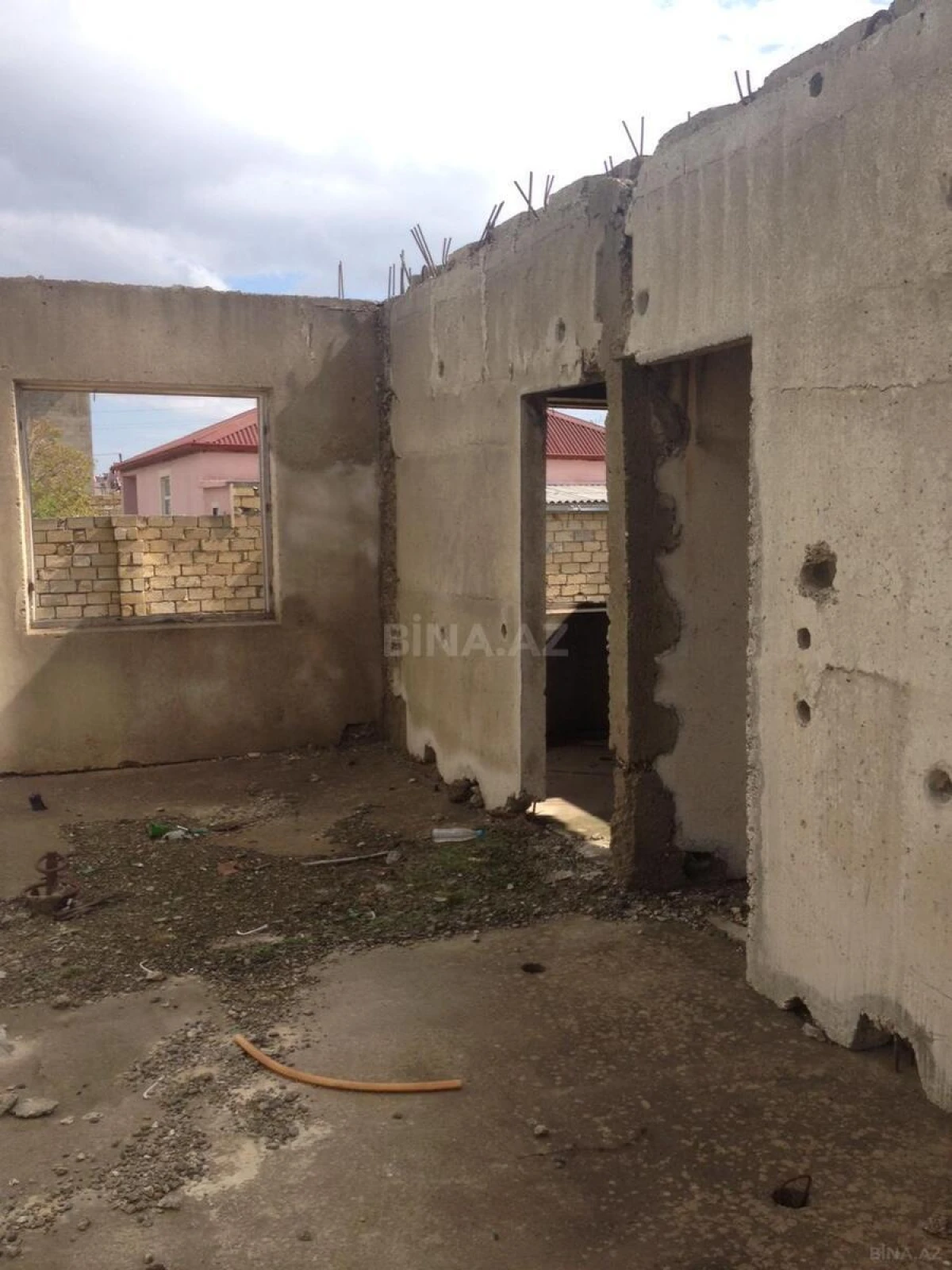 Satılır torpaq sahəsi 12 m²