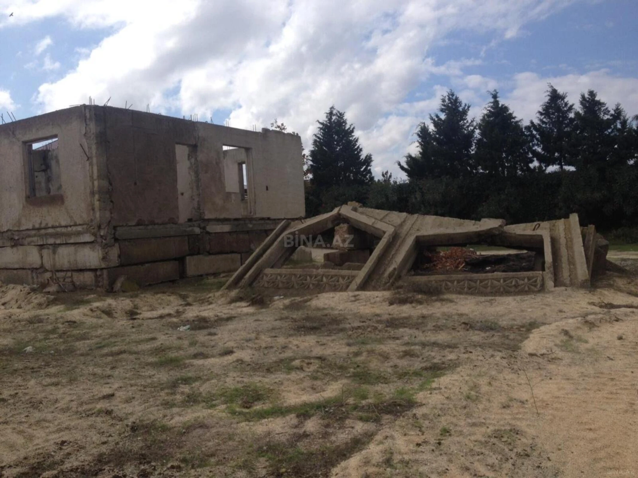 Satılır torpaq sahəsi 12 m²