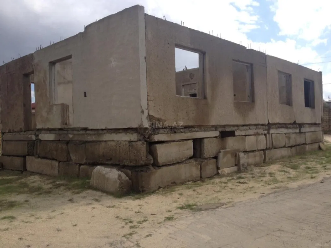 Satılır torpaq sahəsi 12 m²