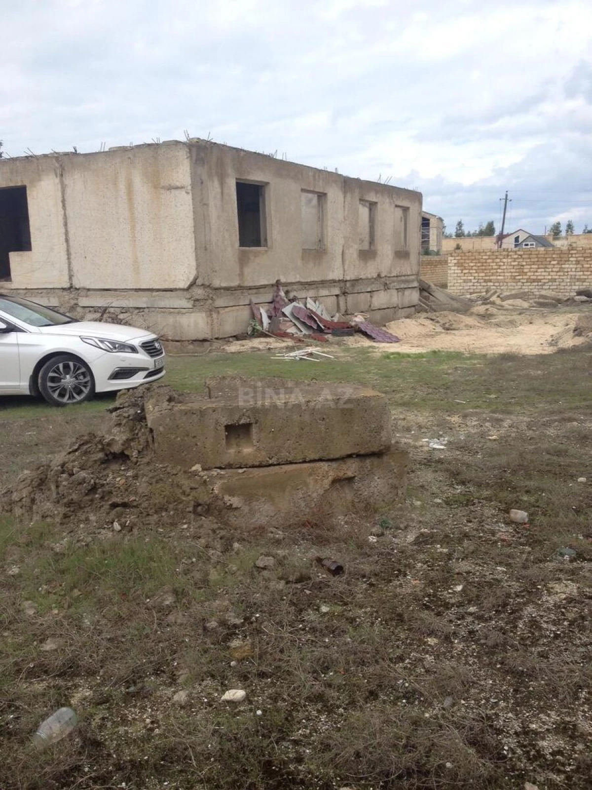 Satılır torpaq sahəsi 12 m²