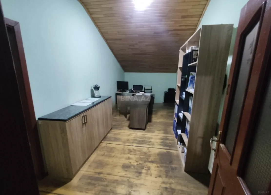 Kirayə verilir 9 otaqlı ofis 240 m²