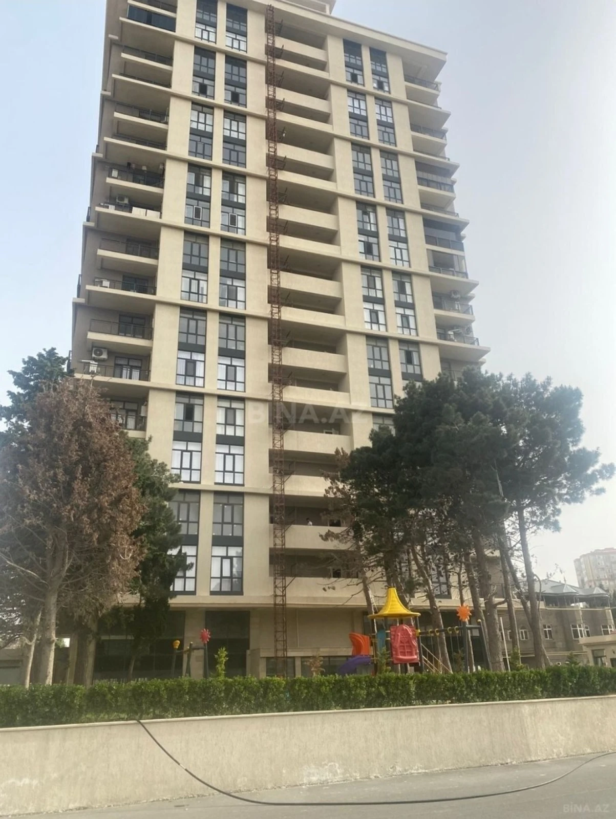 Satılır 3 otaqlı mənzil 90 m²