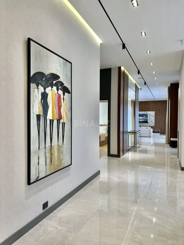 Satılır 5 otaqlı həyət evi 260 m²