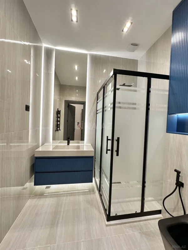 Satılır 5 otaqlı həyət evi 260 m²