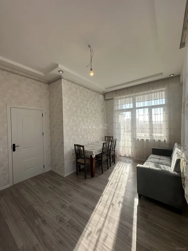 Satılır 2 otaqlı mənzil 55 m²