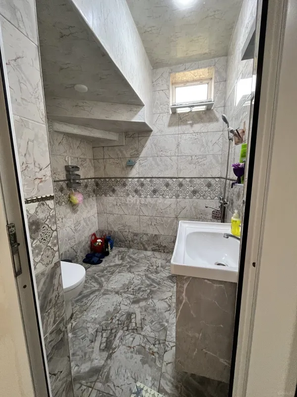 Satılır 6 otaqlı həyət evi 150 m²
