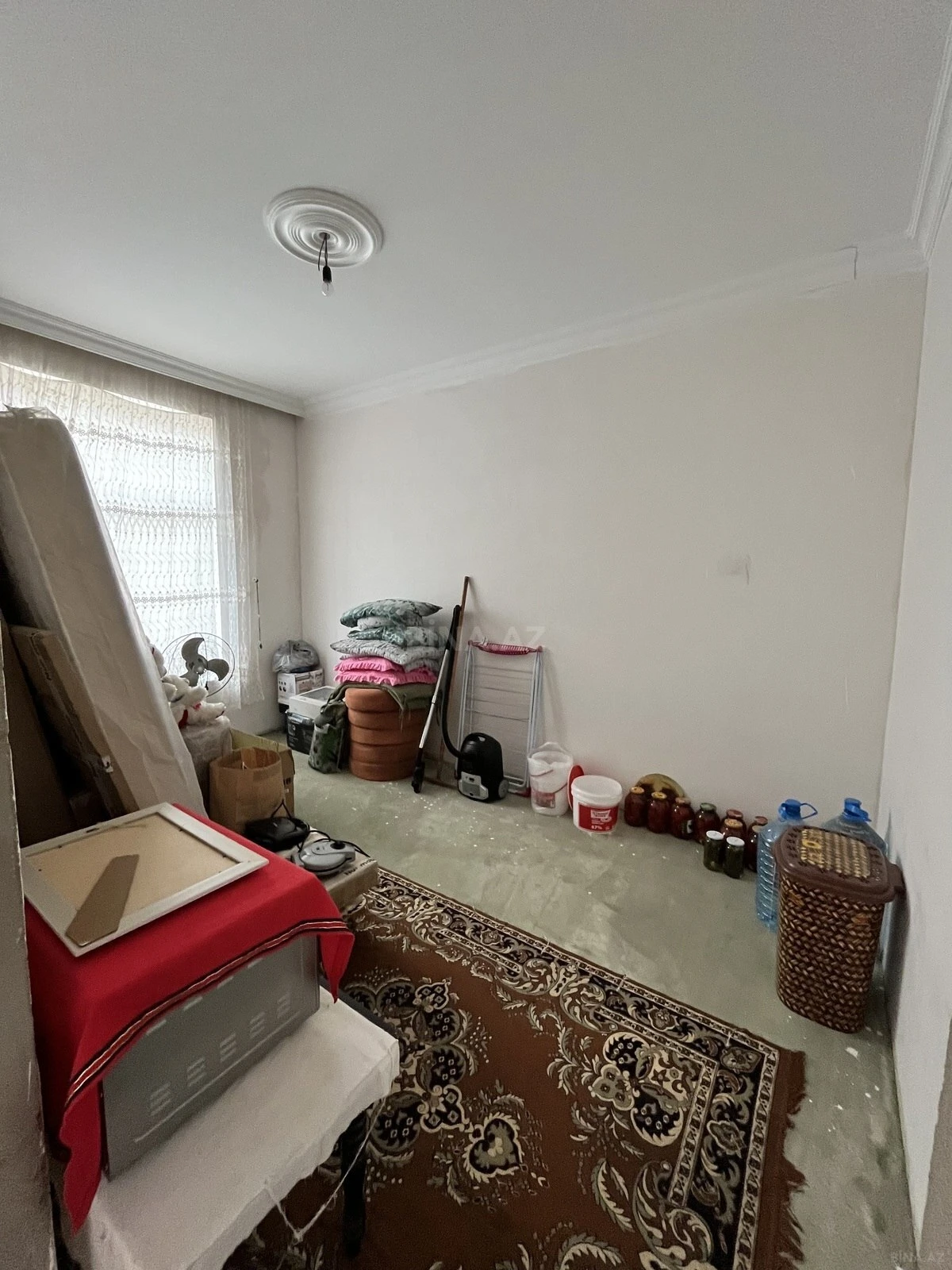 Satılır 6 otaqlı həyət evi 150 m²