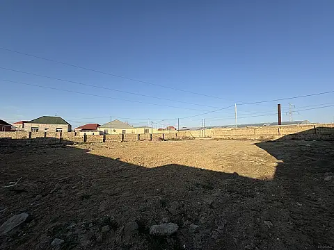 Satılır torpaq sahəsi 8 m²