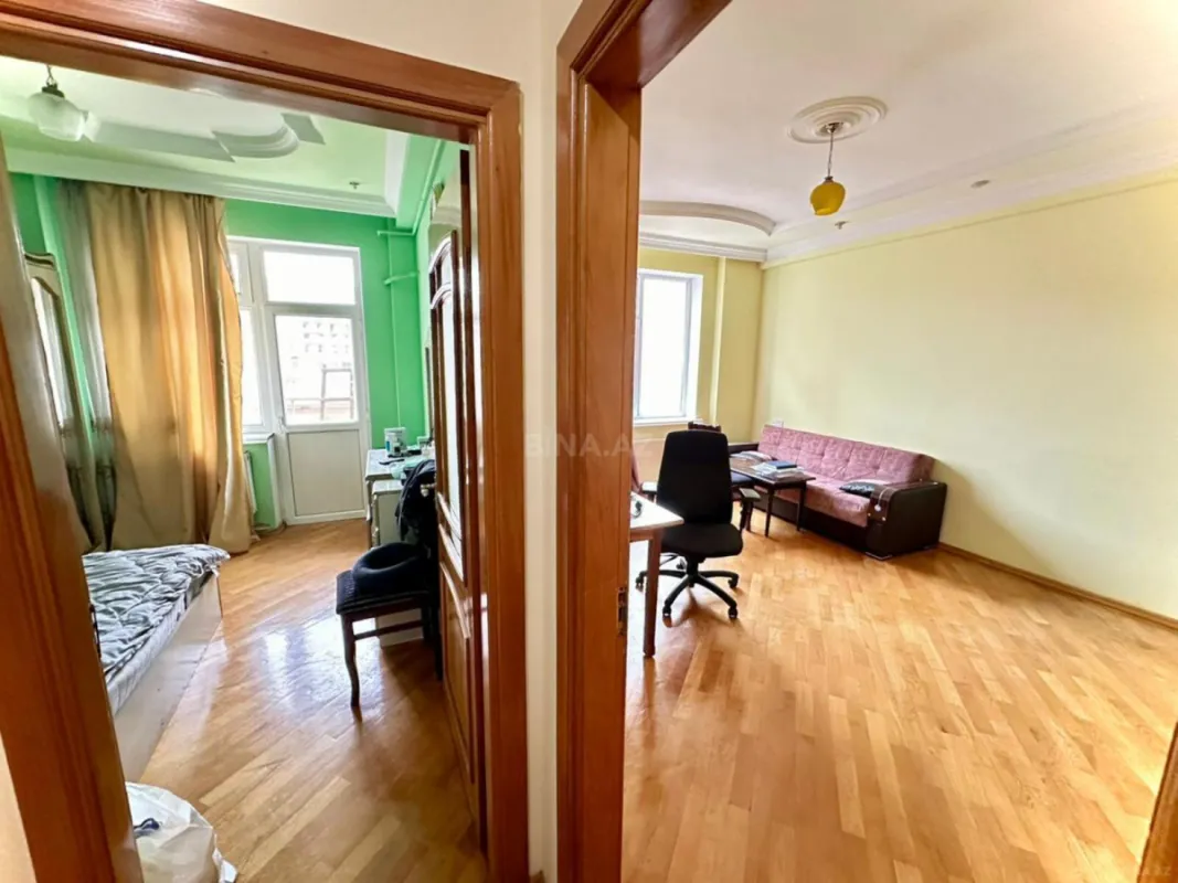Satılır 2 otaqlı mənzil 55 m²