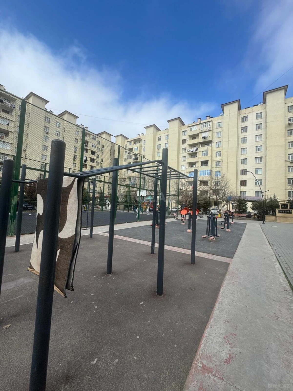 Satılır 2 otaqlı mənzil 54 m²