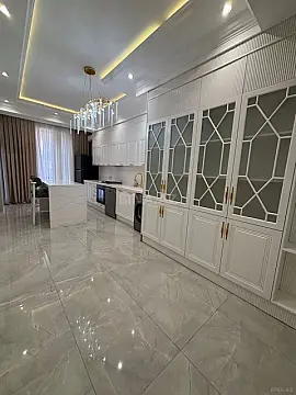 Kirayə verilir 3 otaqlı mənzil 140 m²