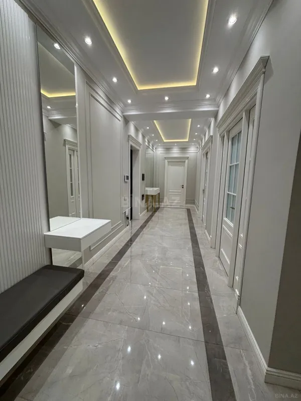 Kirayə verilir 3 otaqlı mənzil 140 m²