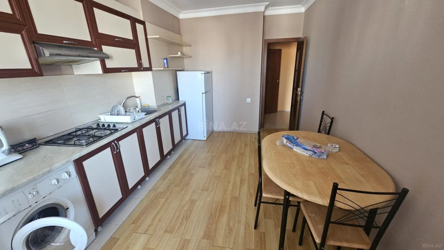 Satılır 2 otaqlı mənzil 86 m²