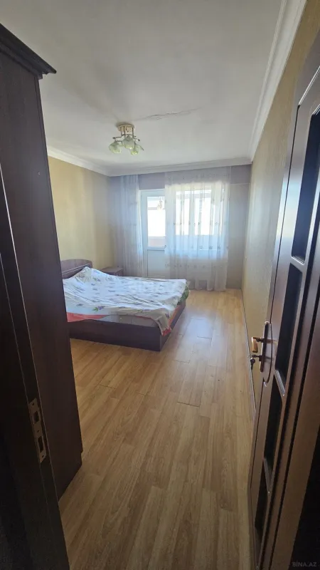 Satılır 2 otaqlı mənzil 86 m²