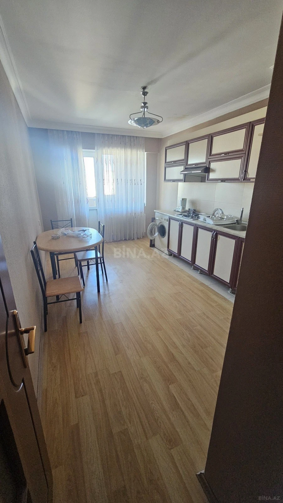 Satılır 2 otaqlı mənzil 86 m²