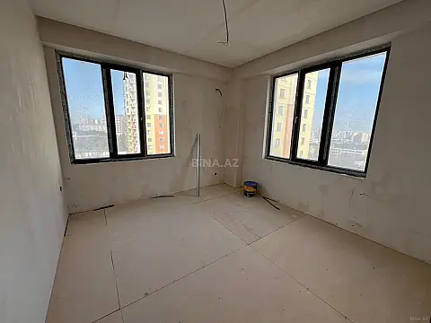Satılır 2 otaqlı mənzil 82 m²
