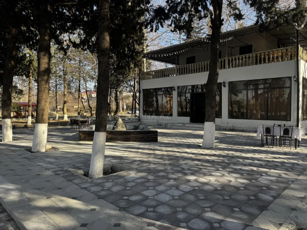 Satılır obyekt 3500 m²
