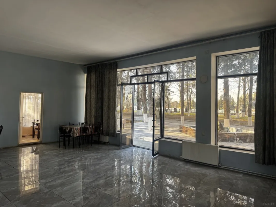 Satılır obyekt 3500 m²