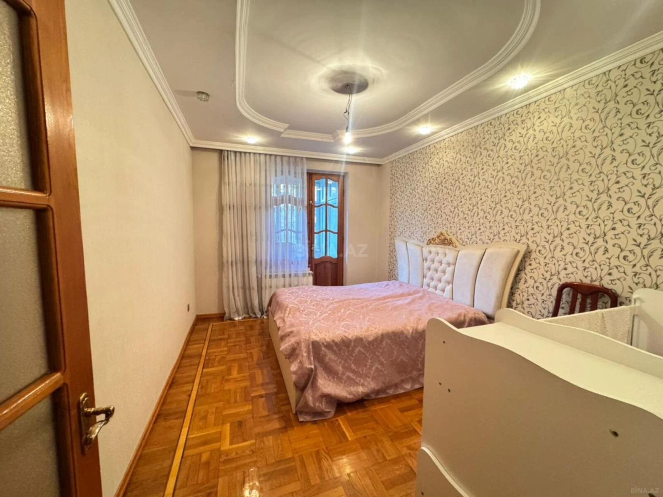Satılır 3 otaqlı mənzil 90 m²