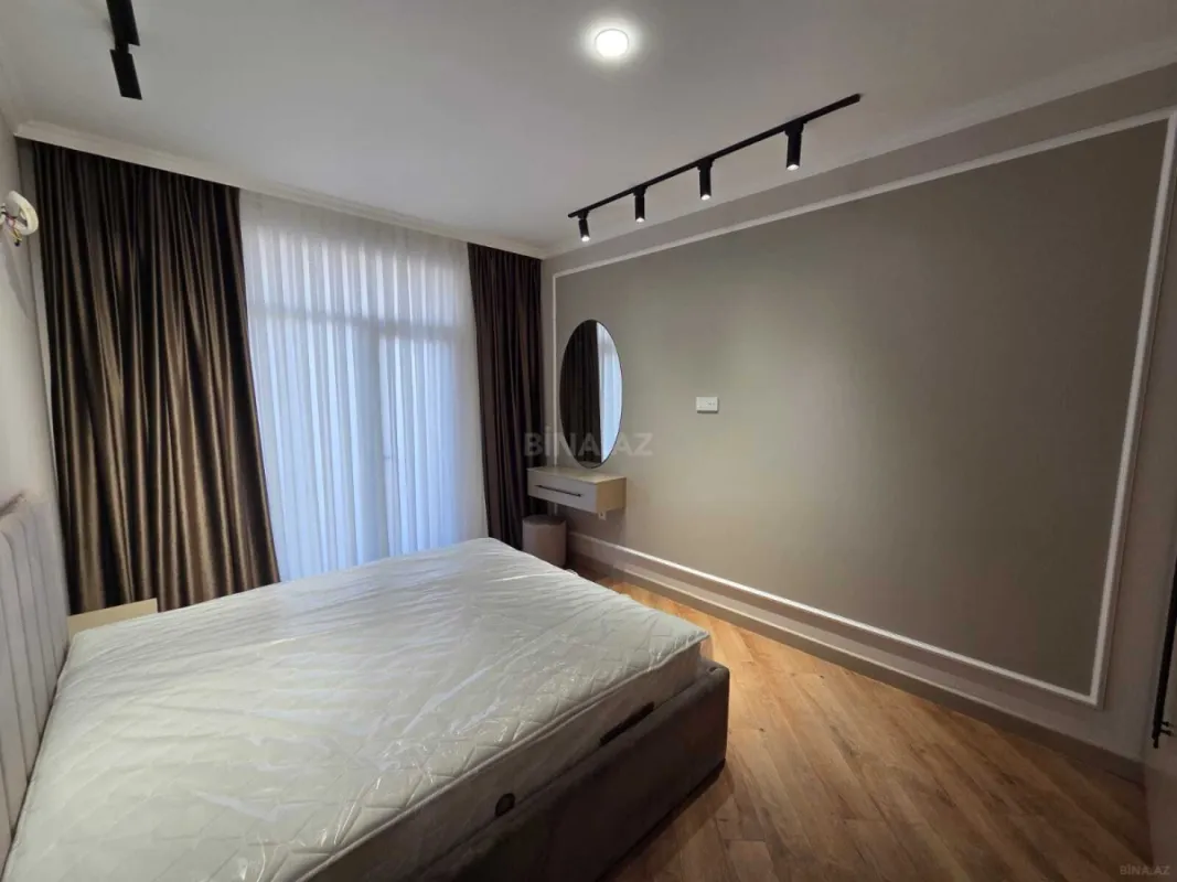 Kirayə verilir 2 otaqlı mənzil 80 m²