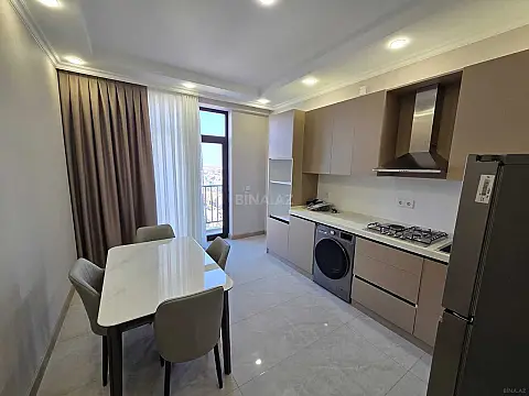 Kirayə verilir 2 otaqlı mənzil 80 m²