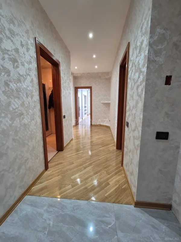 Satılır 3 otaqlı mənzil 120 m²