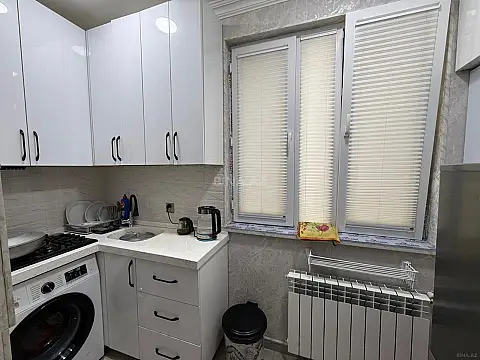 Satılır 2 otaqlı mənzil 47 m²