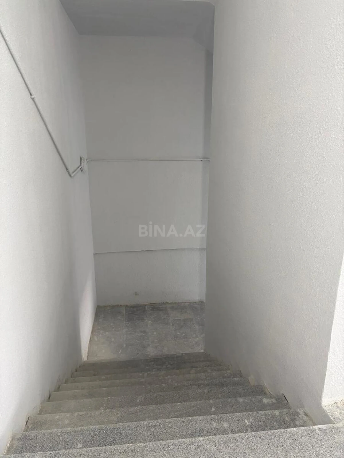 Satılır obyekt 1120 m²