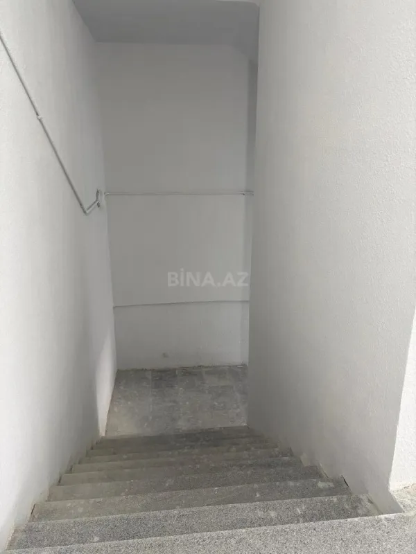 Satılır obyekt 1120 m²