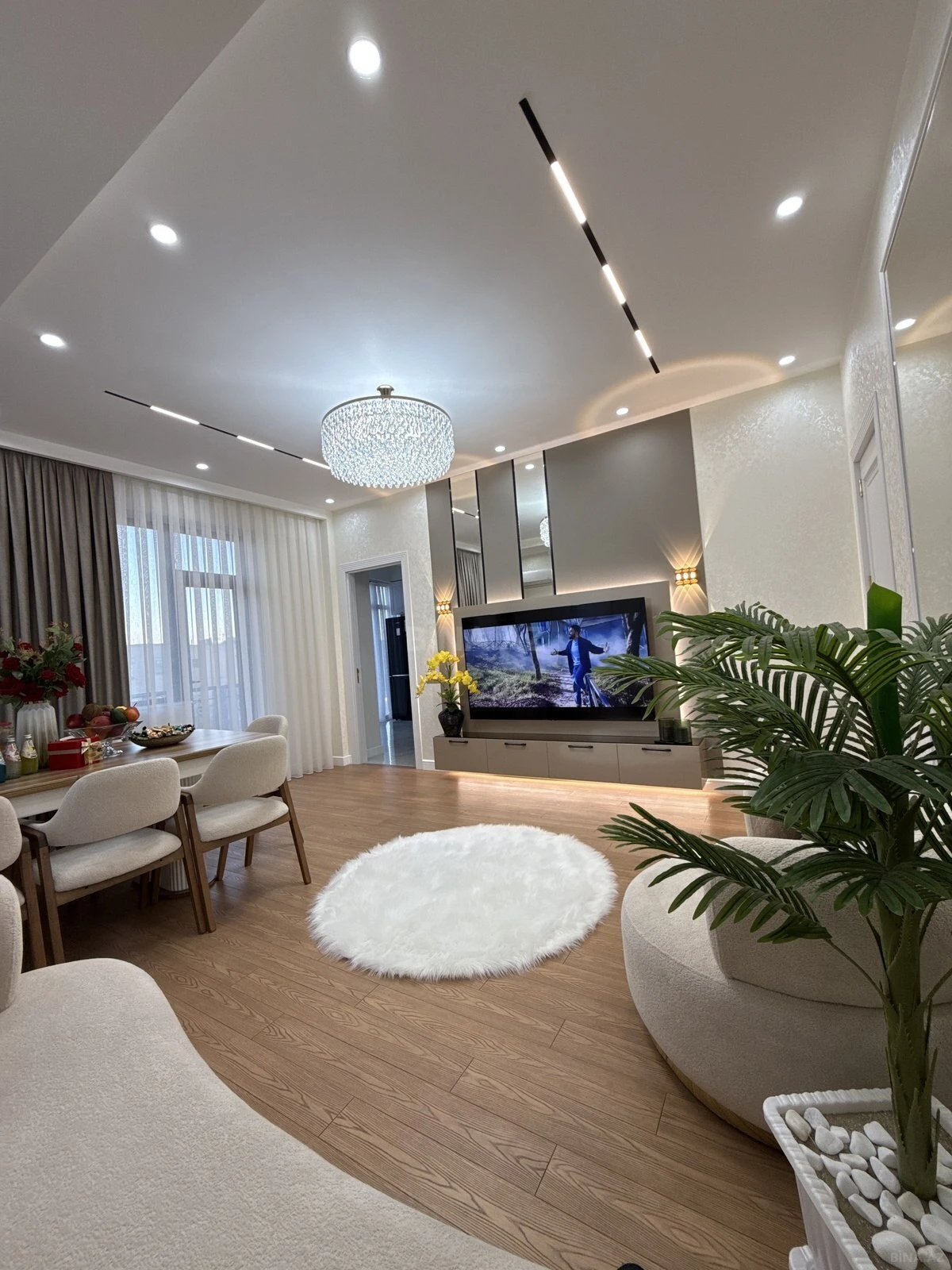 Satılır 3 otaqlı mənzil 90 m²