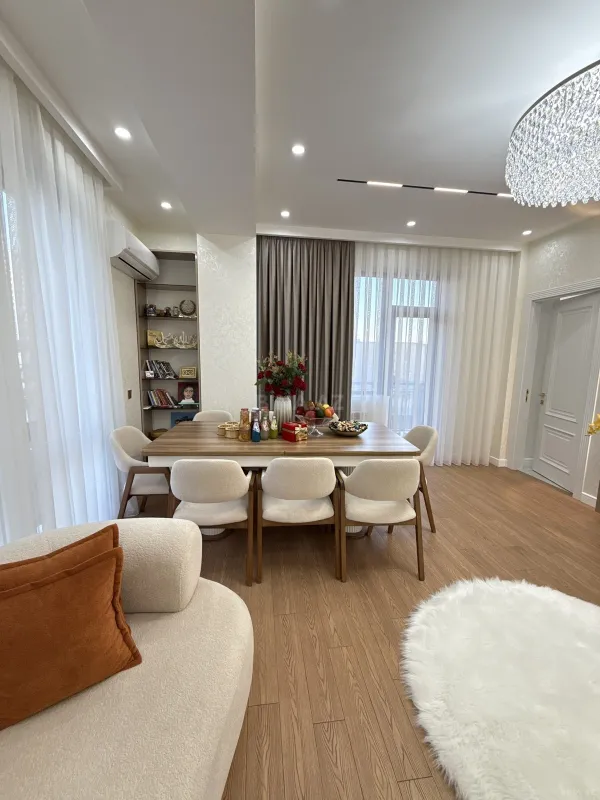 Satılır 3 otaqlı mənzil 90 m²