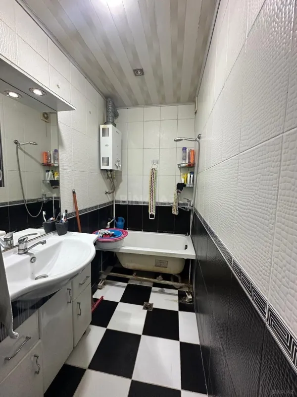 Satılır 3 otaqlı mənzil 80 m²