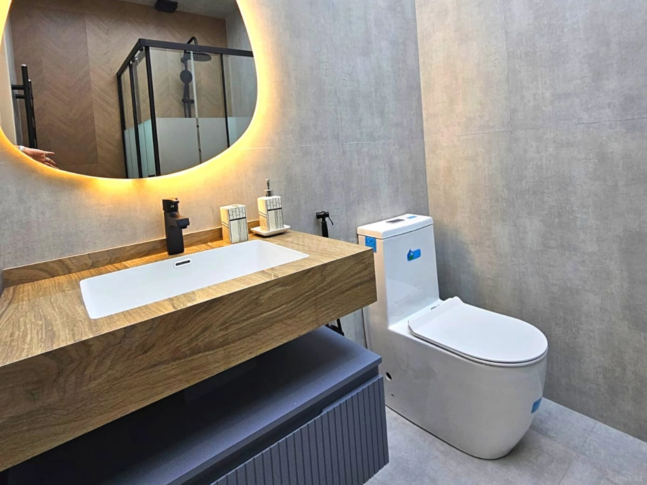 Satılır 2 otaqlı mənzil 55 m²