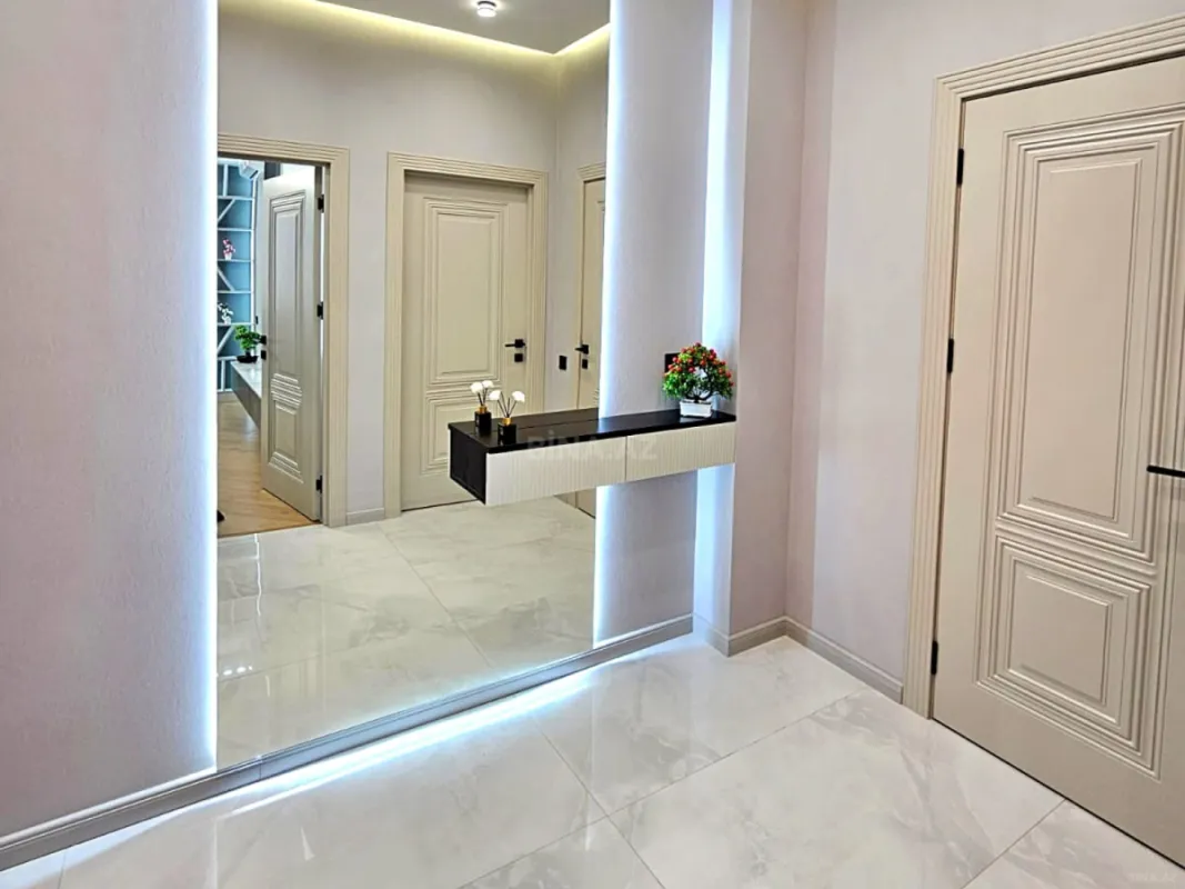 Satılır 2 otaqlı mənzil 55 m²